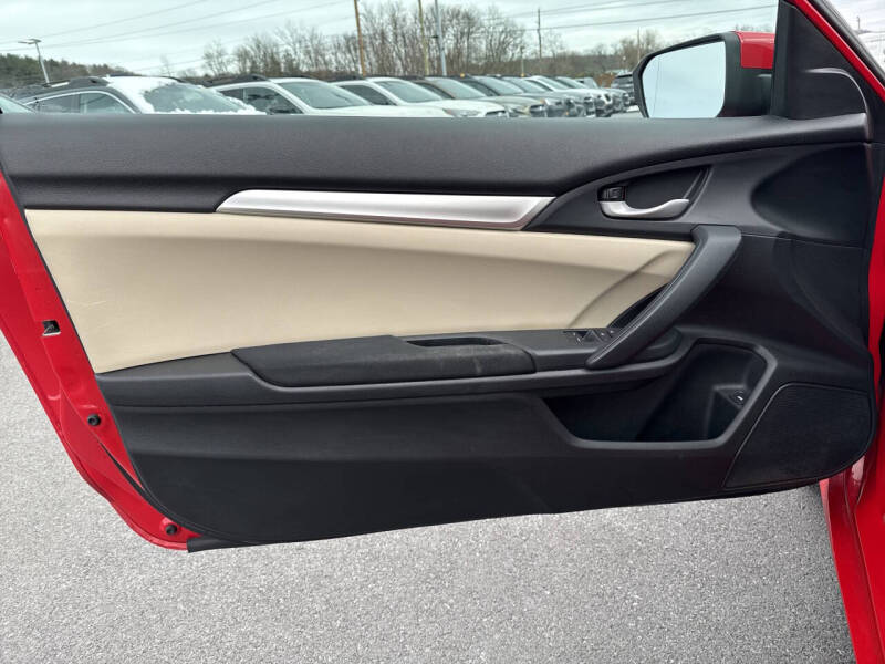 2016 Honda Civic LX-P