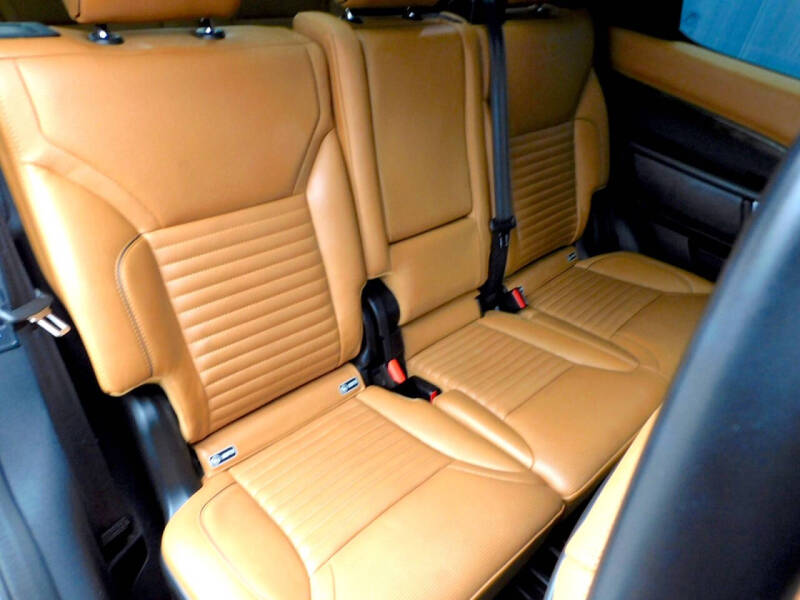 2017 Land Rover Discovery HSE Luxury