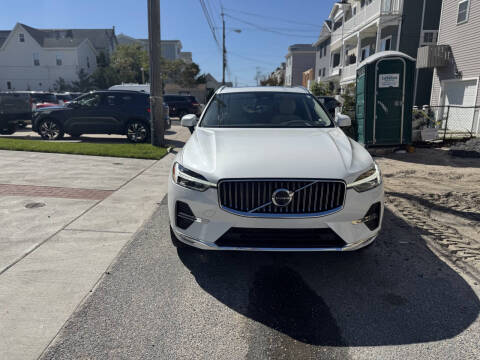 2022 Volvo XC60 B5 Inscription