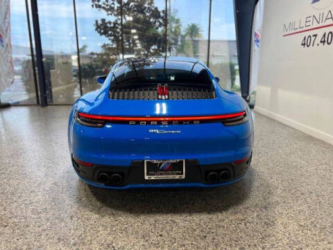 2022 Porsche 911 Carrera