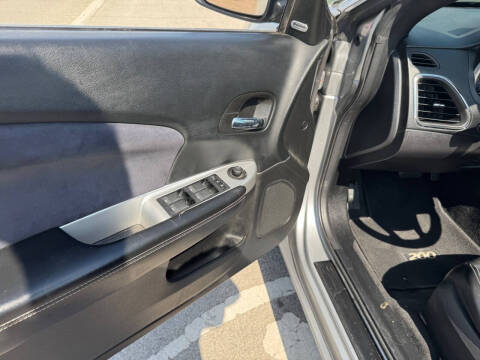 2013 Chrysler 200 S