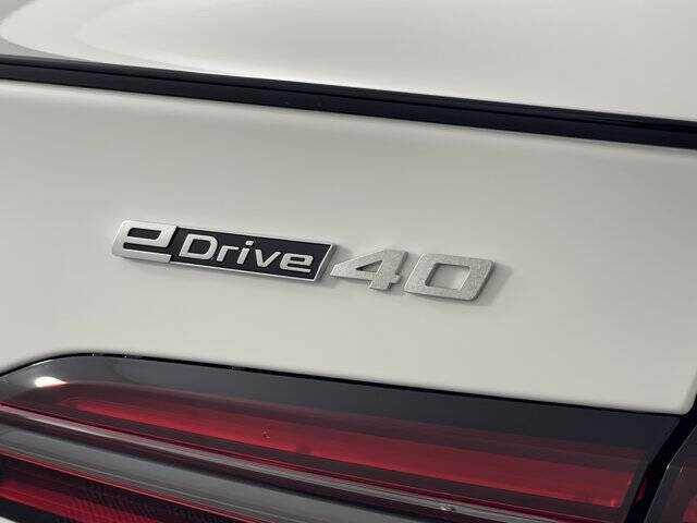 2026 BMW i5 eDrive40