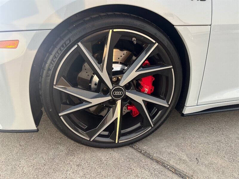 2023 Audi R8 5.2 V10 performance