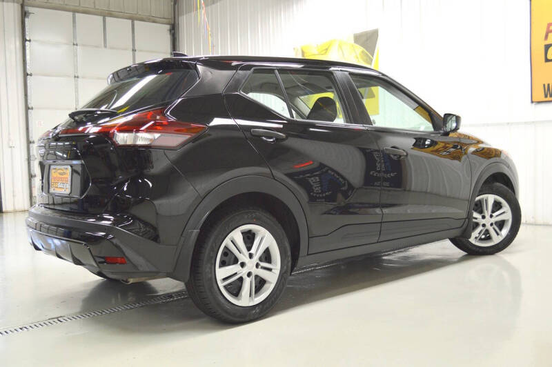 2021 Nissan Kicks S