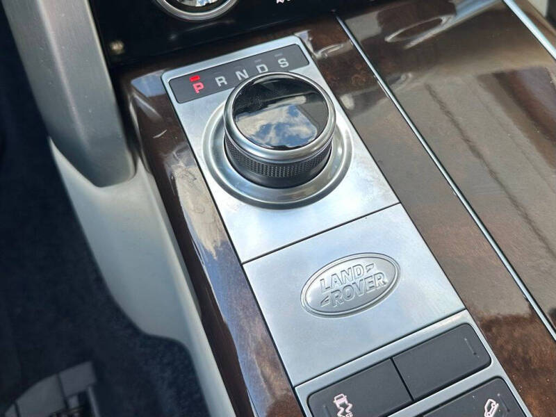 2020 Land Rover Range Rover P525 HSE