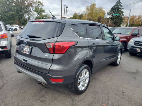 2019 Ford Escape SE