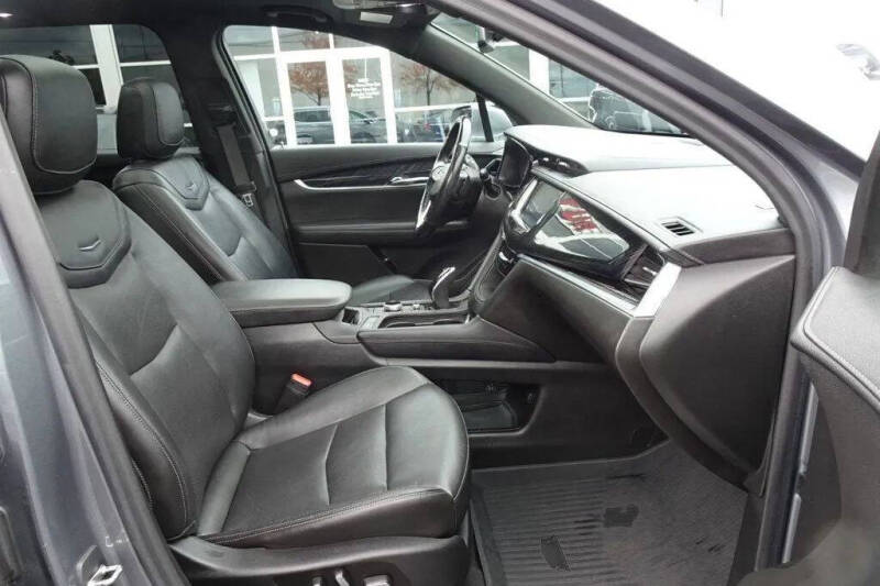 2020 Cadillac XT6 Premium Luxury