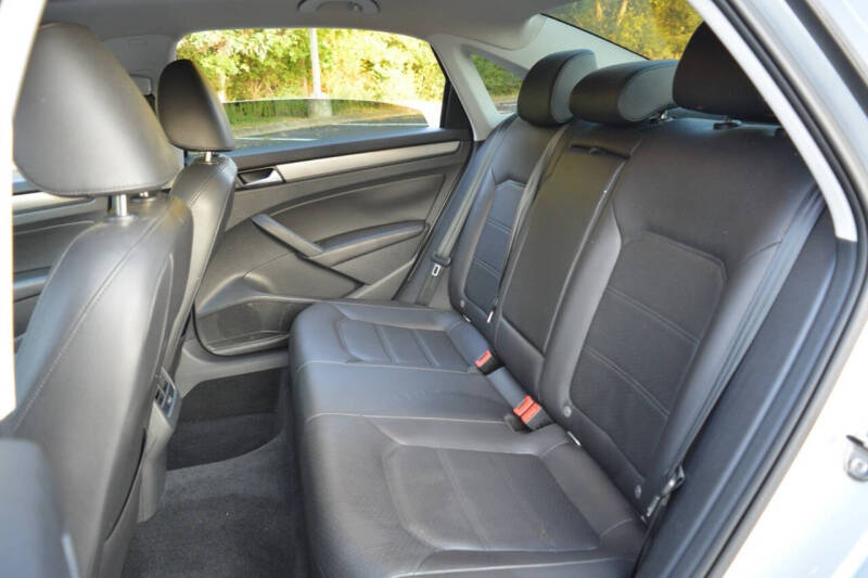 2014 Volkswagen Passat 2.0L TDI SE