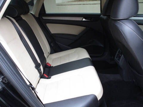 2015 Volkswagen Passat 2.0L TDI SE