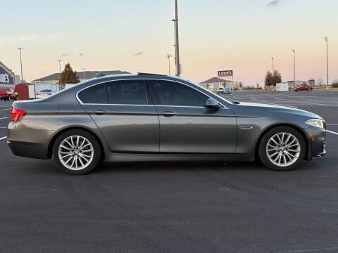 2015 BMW 5 Series 528i