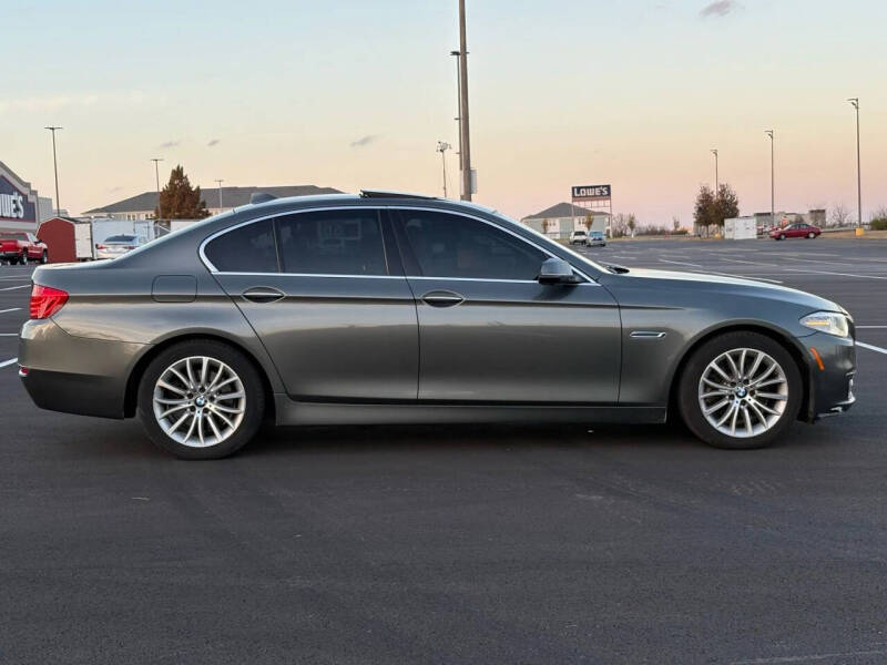 2015 BMW 5 Series 528i