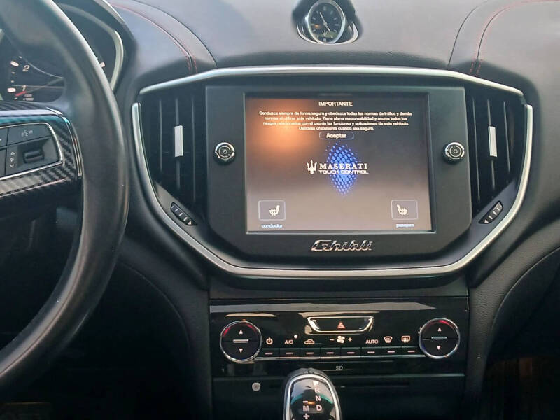 2016 Maserati Ghibli S