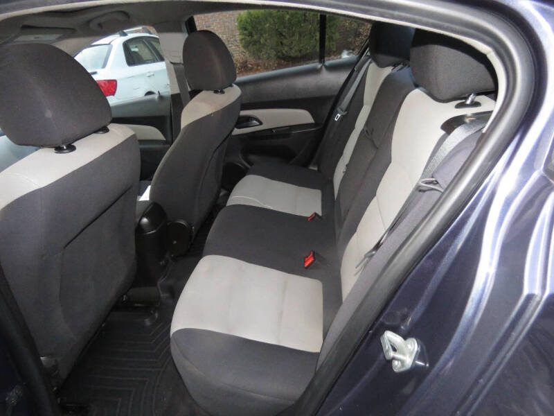 2014 Chevrolet Cruze LS Manual