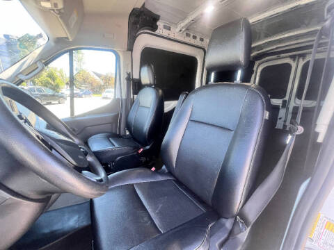 2023 Ford Transit