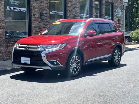 2017 Mitsubishi Outlander for sale at The King of Credit in Clifton Park NY