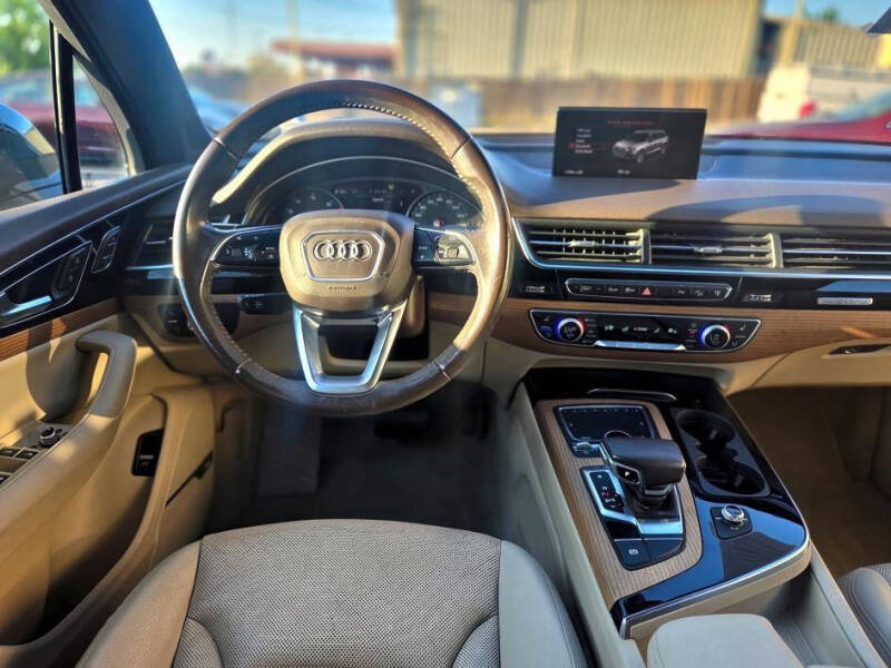 2017 Audi Q7 3.0T quattro Premium Plus