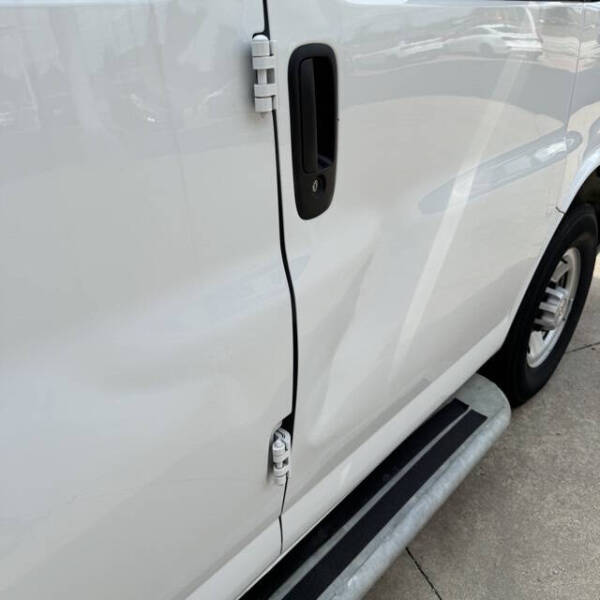 2023 Chevrolet Express 2500