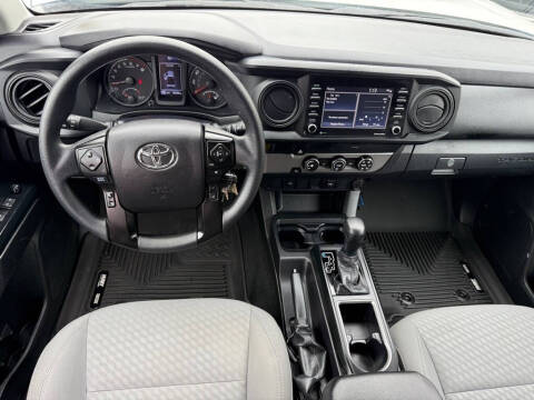 2022 Toyota Tacoma SR