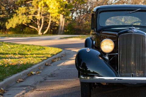 1933 Pontiac Coupe