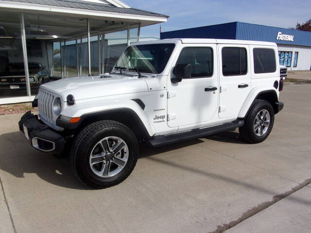 2018 Jeep Wrangler Unlimited for sale at Johnson Car Company LLC in Mount Pleasant, IA