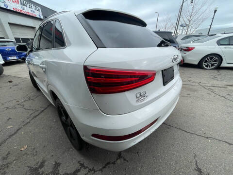 2015 Audi Q3 2.0T quattro Premium Plus