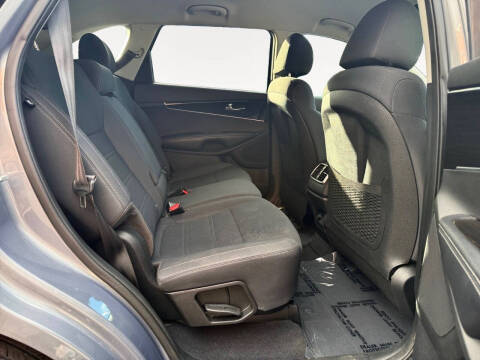 2020 Kia Sorento LX V6