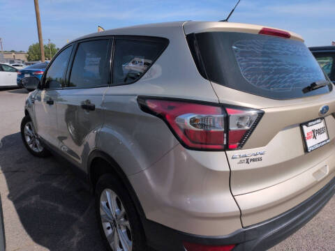 2017 Ford Escape S
