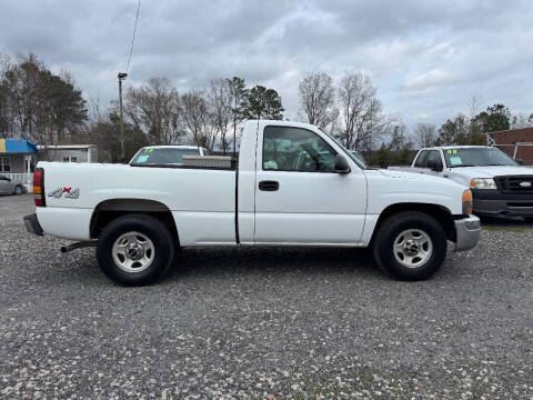 2004 GMC Sierra 1500 Work Truck