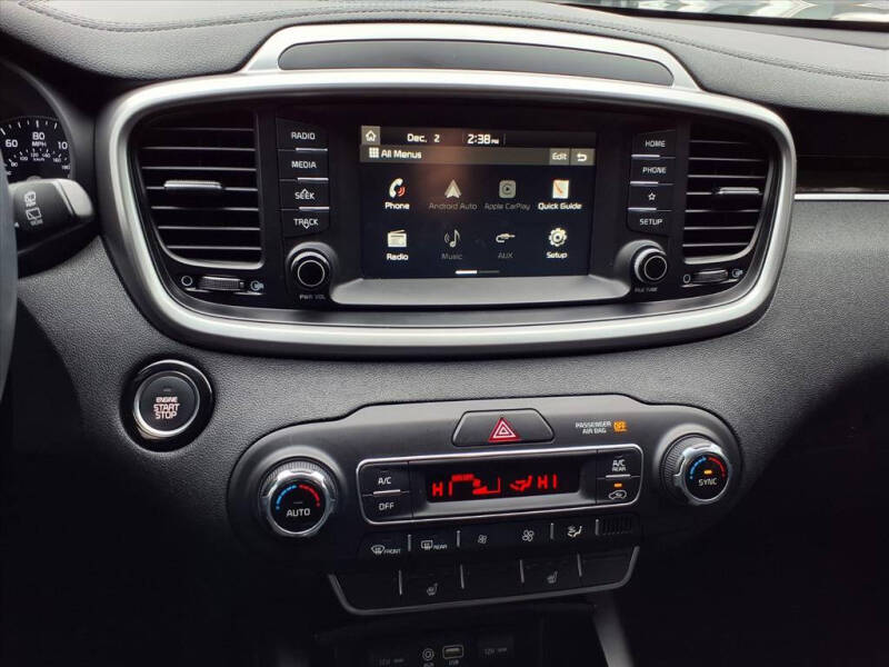 2020 Kia Sorento S V6