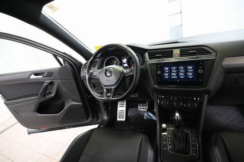 2021 Volkswagen Tiguan SE R-Line Black