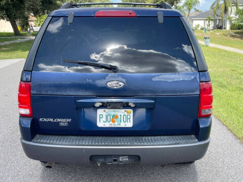 2004 Ford Explorer XLT