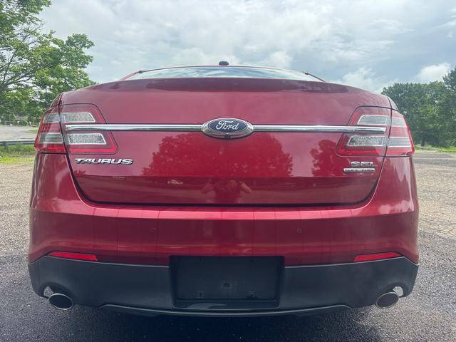 2017 Ford Taurus SEL