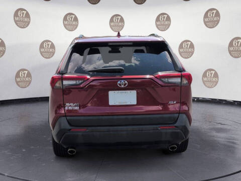 2022 Toyota RAV4 XLE