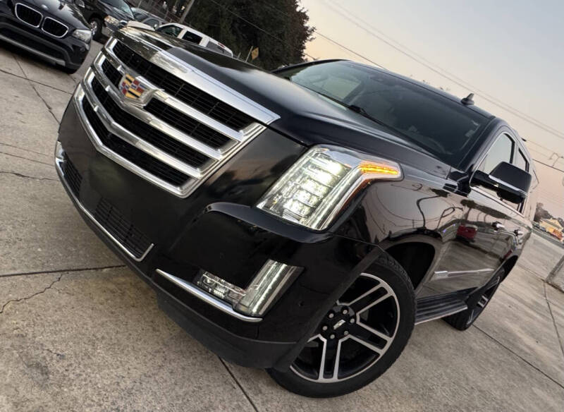 2017 Cadillac Escalade Luxury