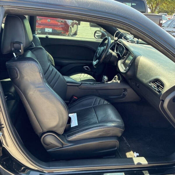 2015 Dodge Challenger SRT 392