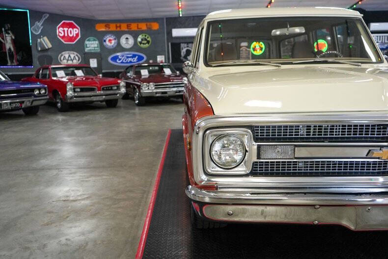 1969 Chevrolet Suburban