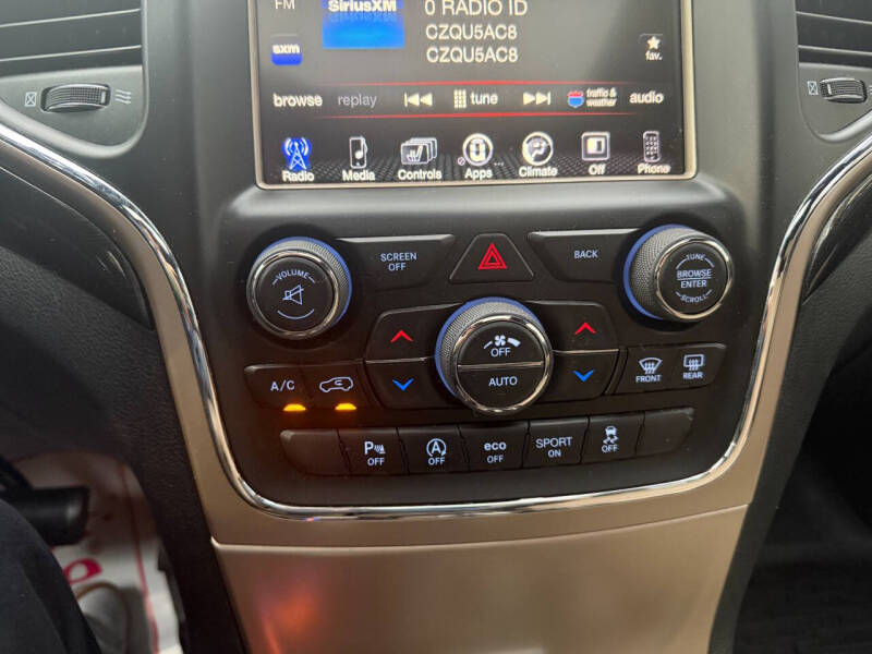 2016 Jeep Grand Cherokee Laredo