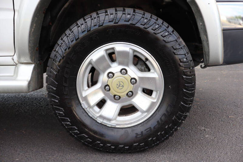 2000 Toyota 4Runner SR5