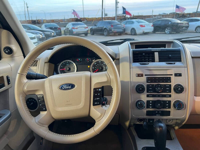 2011 Ford Escape XLT