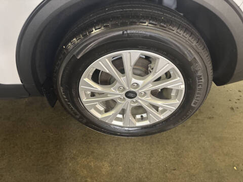 2025 Ford Escape Active