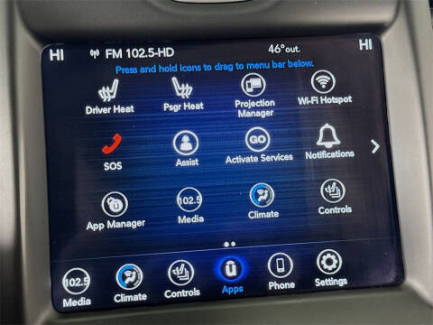 2023 Chrysler 300 Touring L