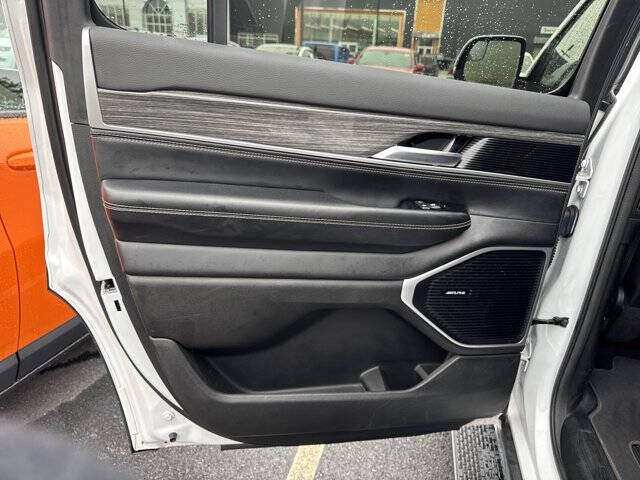 2022 Jeep Wagoneer Series II