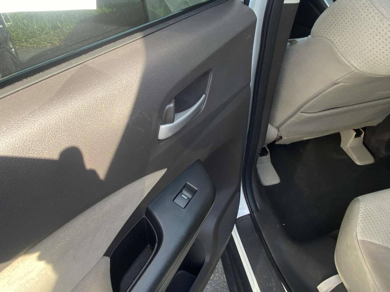 2012 Honda CR-V  - $14,275