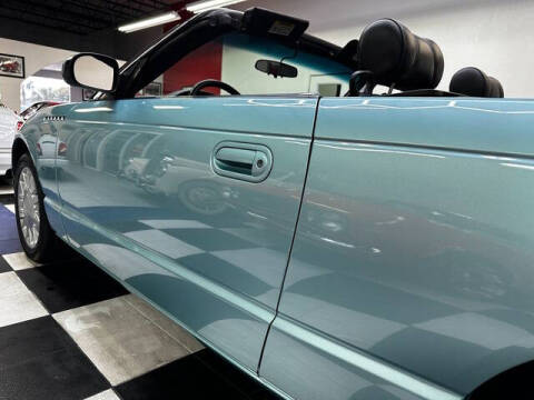 2002 Ford Thunderbird Deluxe