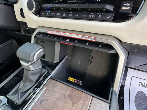 2025 Toyota Sequoia Capstone