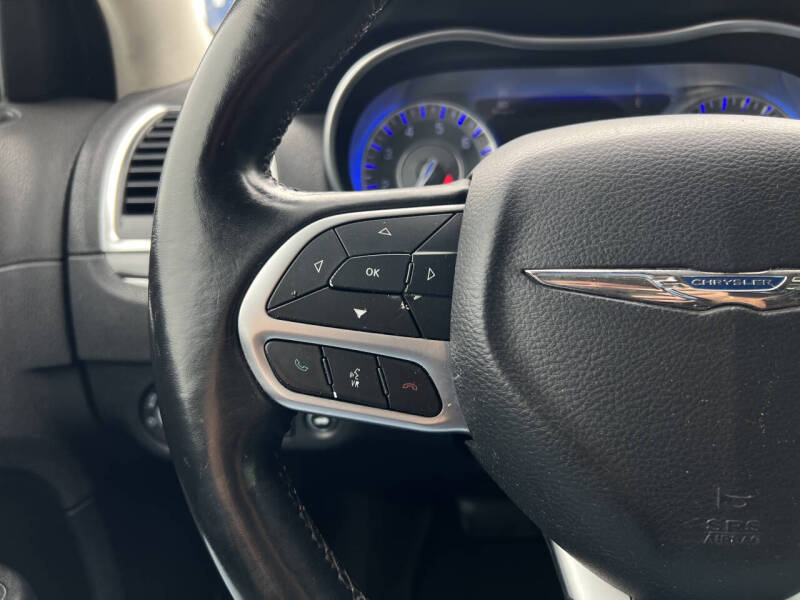 2018 Chrysler 300 Touring