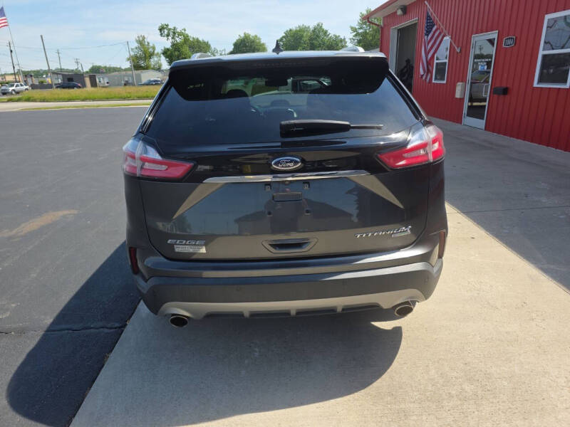 2019 Ford Edge Titanium