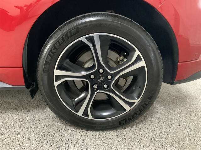 2020 Ford Edge ST