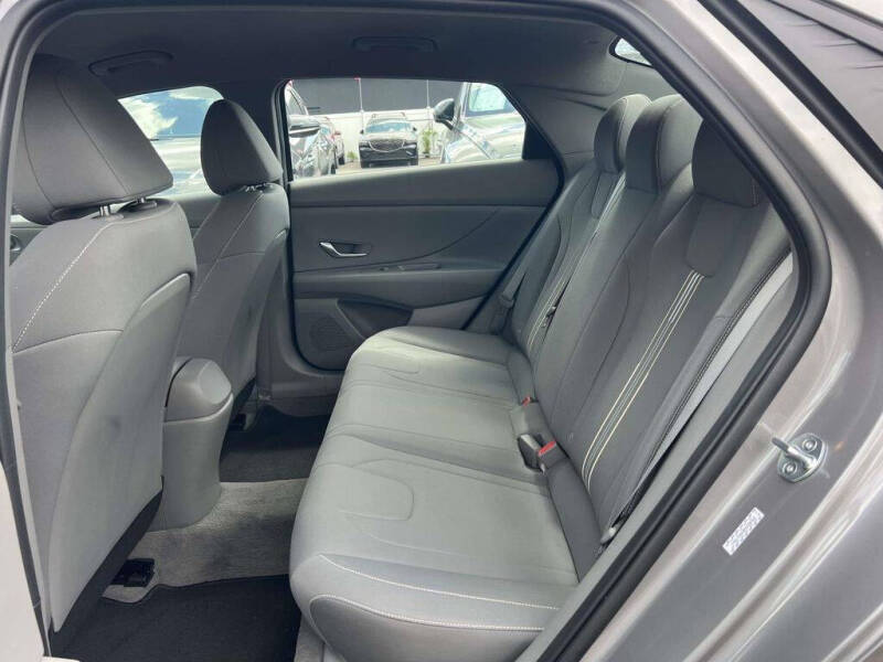 2023 Hyundai Elantra