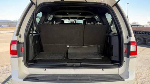 2016 Lincoln Navigator Select